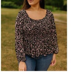 Torrid Black/Pink Floral Print Slub Waisted Long Sleeve Blouse. Size 2.